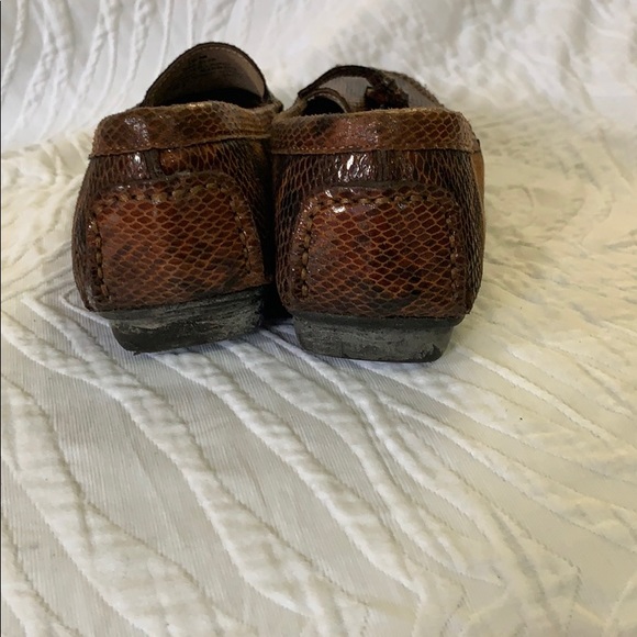 🍂 St. John’s bay snake skin loafer - Picture 3 of 7